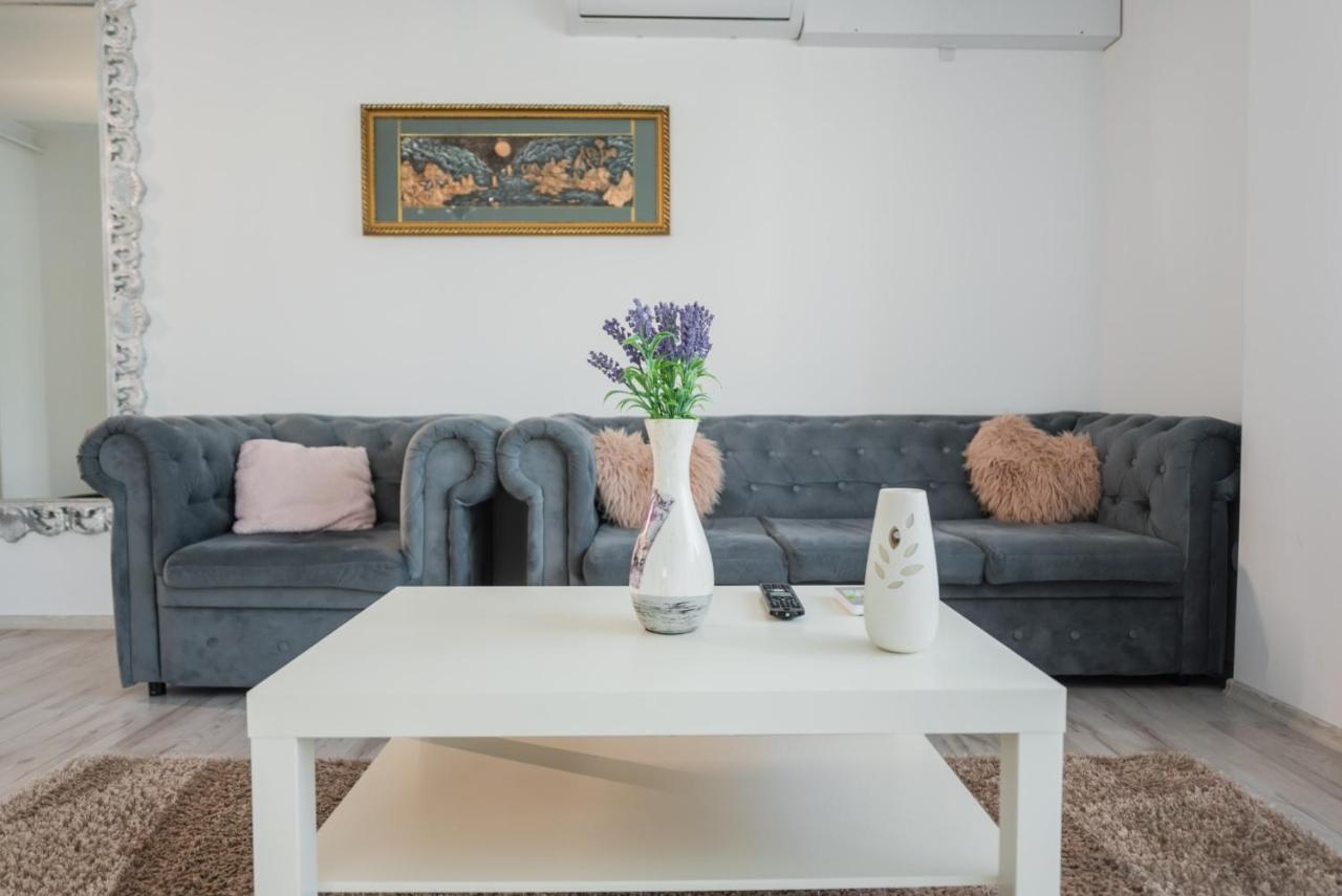 Rania Apartments Kaloşvar Dış mekan fotoğraf