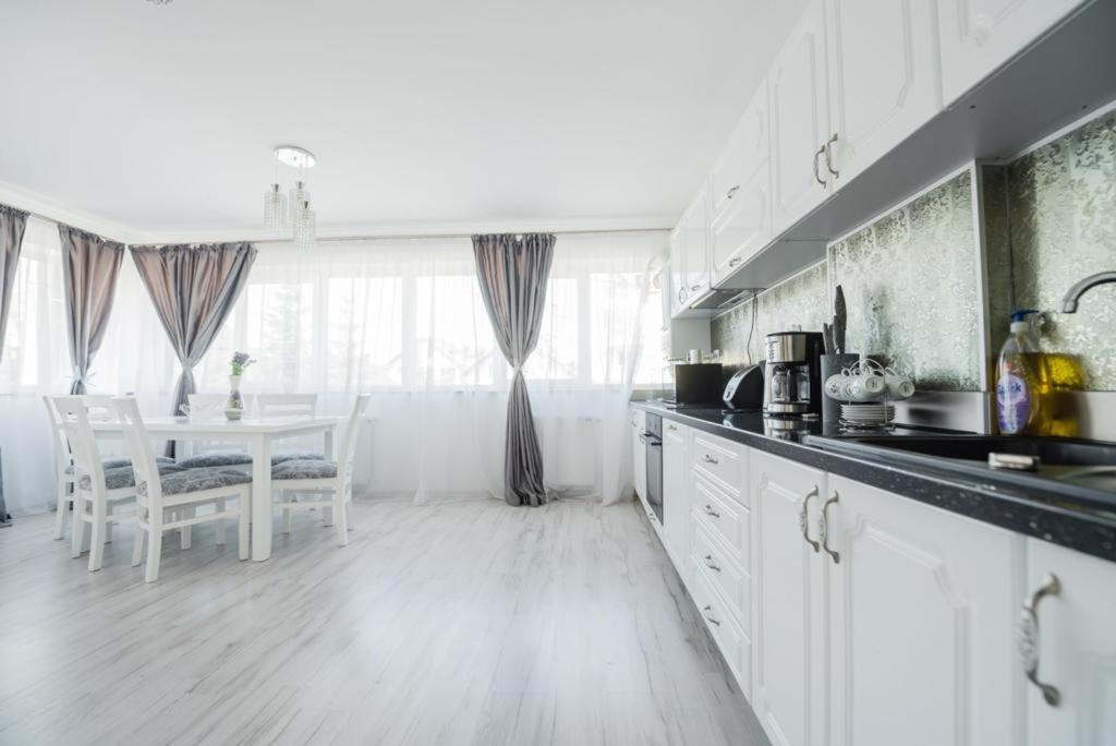 Rania Apartments Kaloşvar Dış mekan fotoğraf